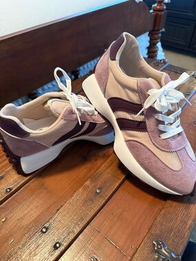 Women's Pink Suede & Leather Lace-Up Sneaker